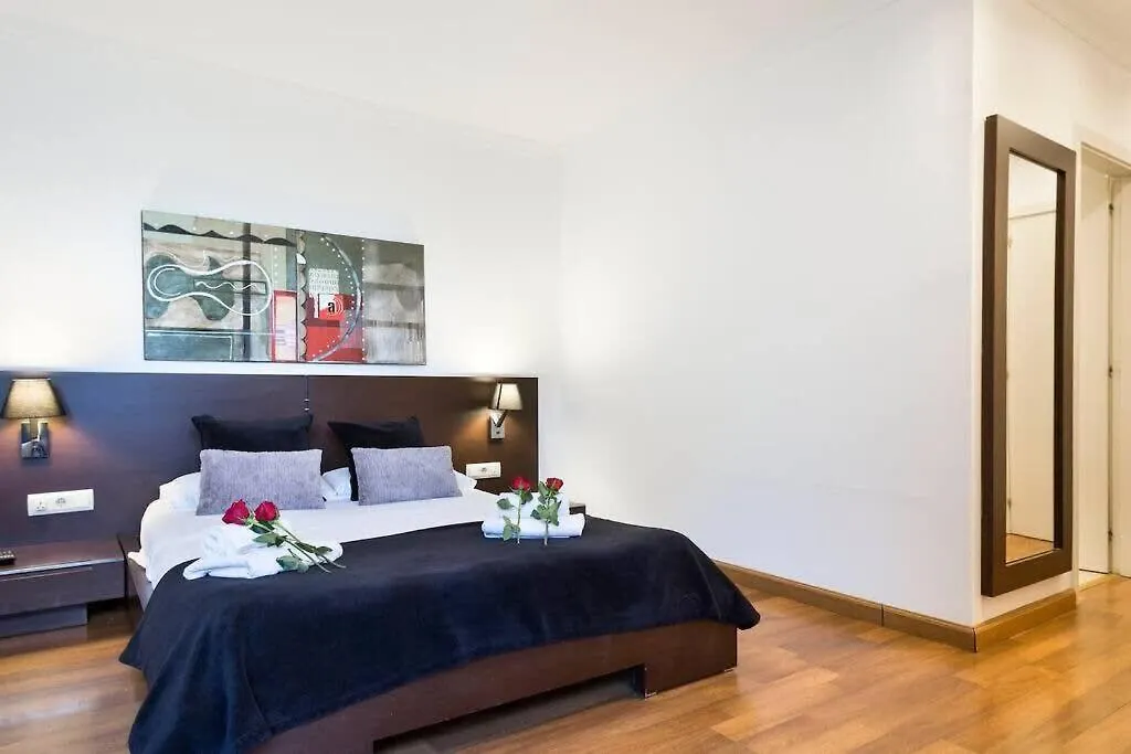 Central And Elegant 4 Bedroom By Placa Catalunya 巴塞罗那 0*,